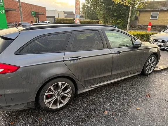 Ford Mondeo 2021 photo 3