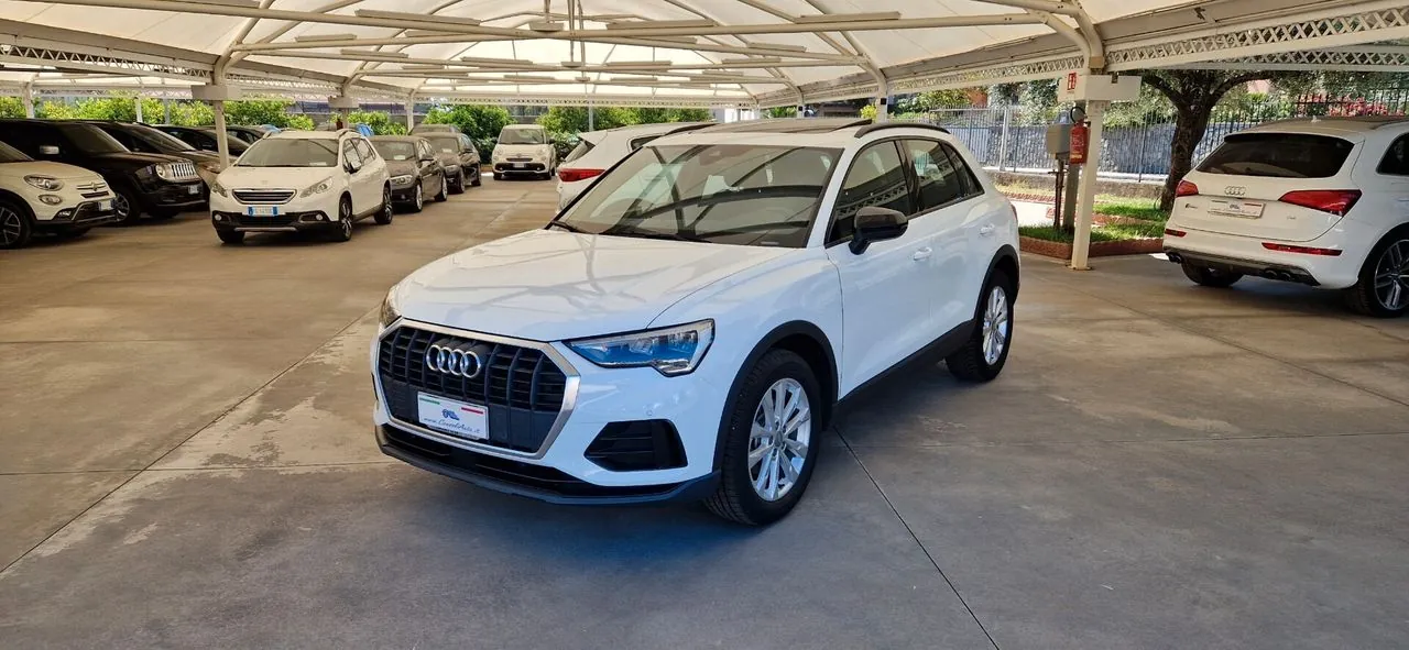 Audi Q3 2022 photo 4
