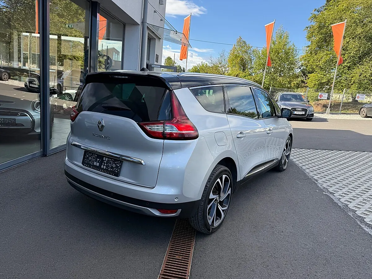 Renault Grand Scénic 2017 photo 2