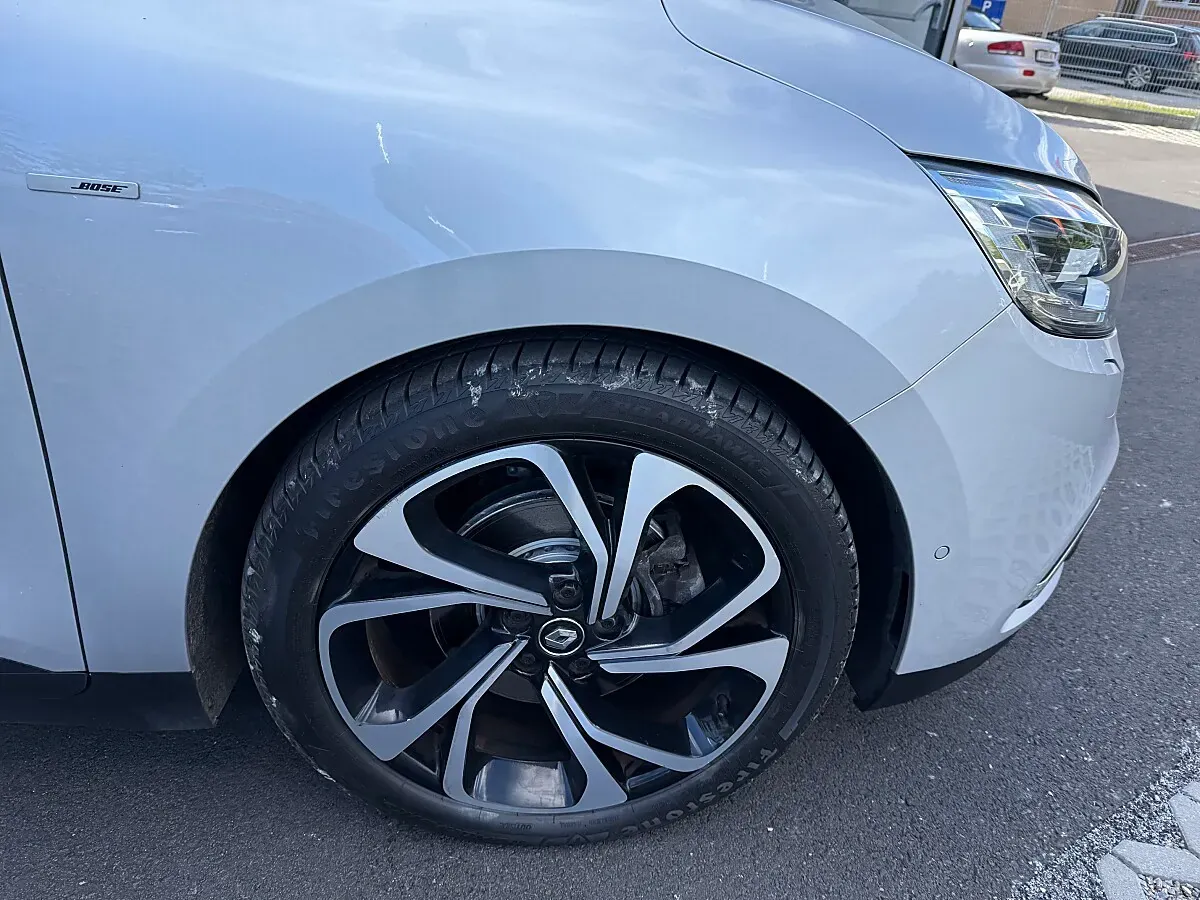 Renault Grand Scénic 2017 photo 3