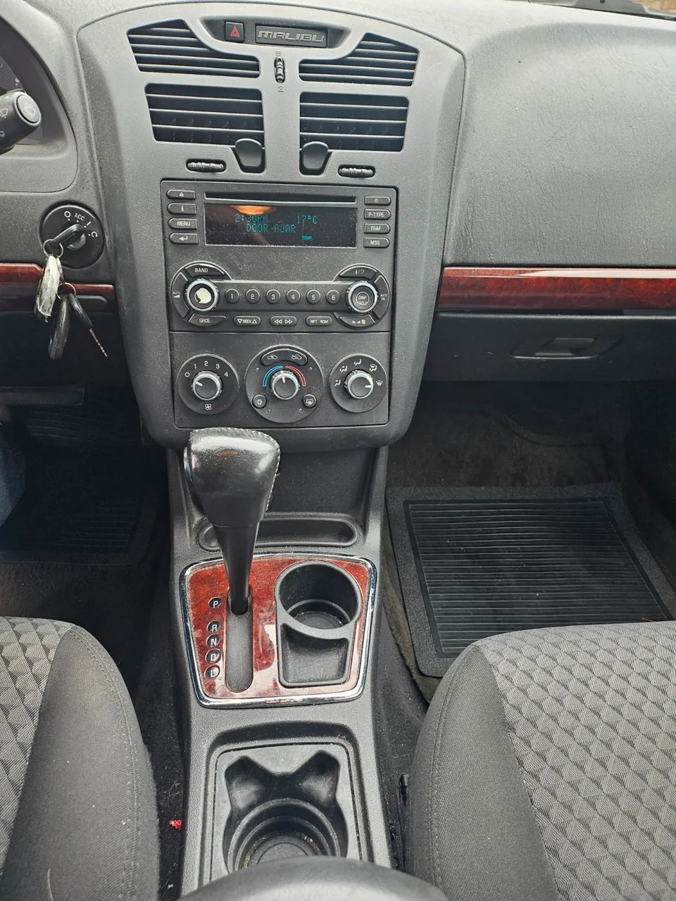 Chevrolet Malibu 2006 photo 2