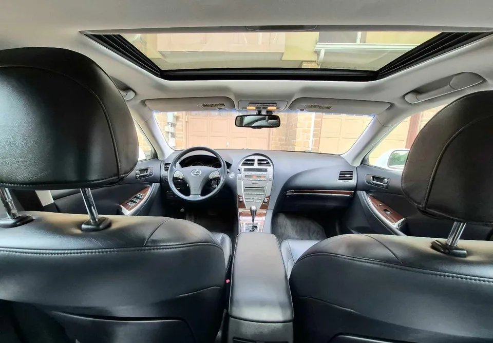 Lexus Es 2011 photo 4