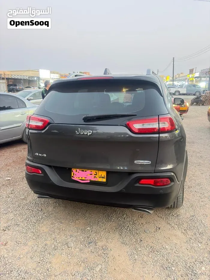 Jeep Cherokee 2016 photo 3