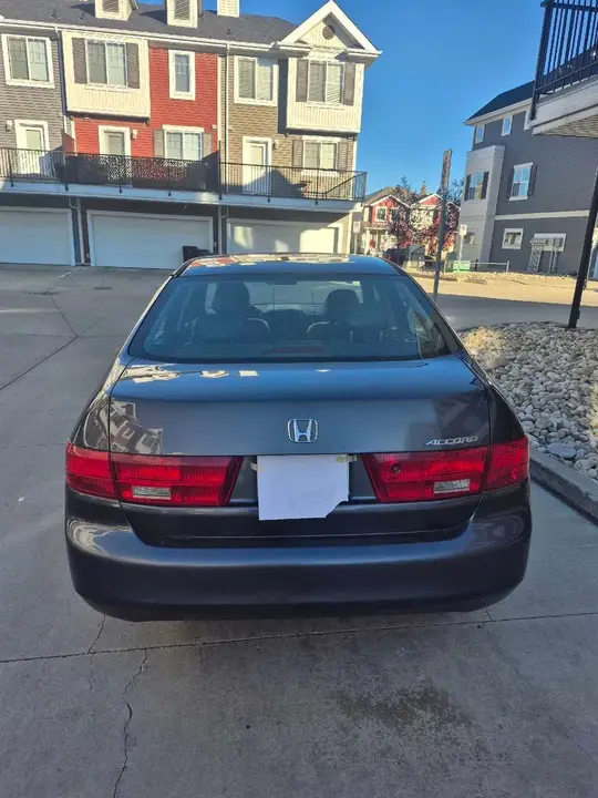 Honda Accord 2005 photo 2