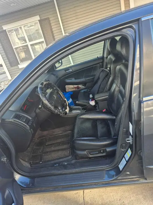 Honda Accord 2005 photo 4
