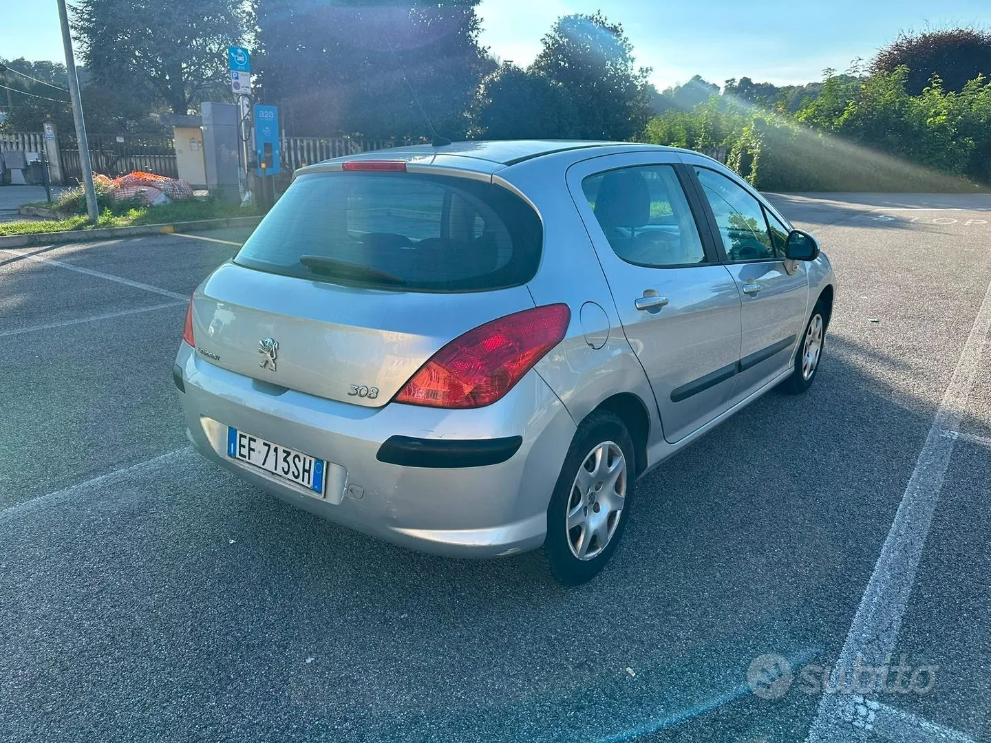 Peugeot 308 2011 photo 3