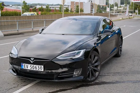 Tesla Model S 2019 photo 5