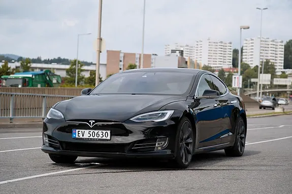 Tesla Model S 2019 photo 3