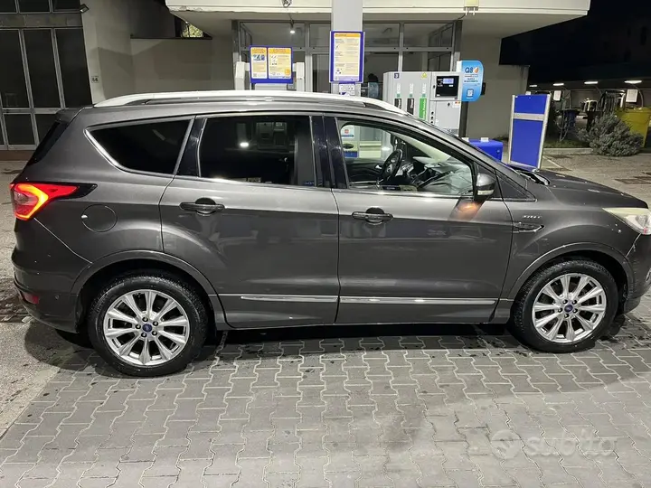 Ford Kuga 2018 photo 2