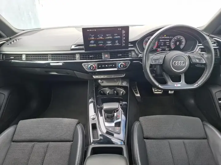 Audi A4 Avant 2020 photo 3