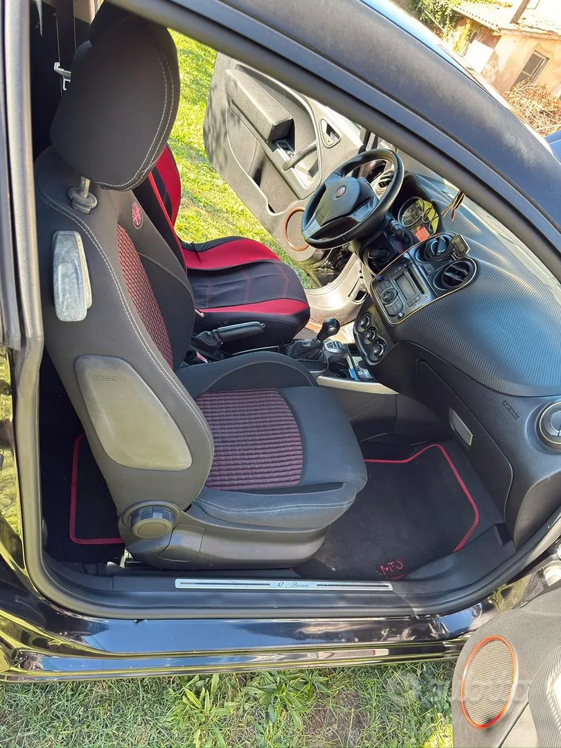 Alfa Romeo Mito 2010 photo 4