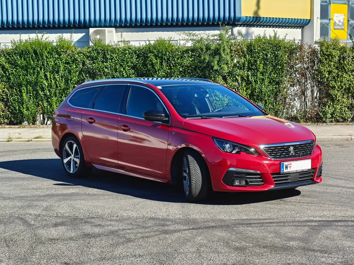 Peugeot 308 2017 photo 2
