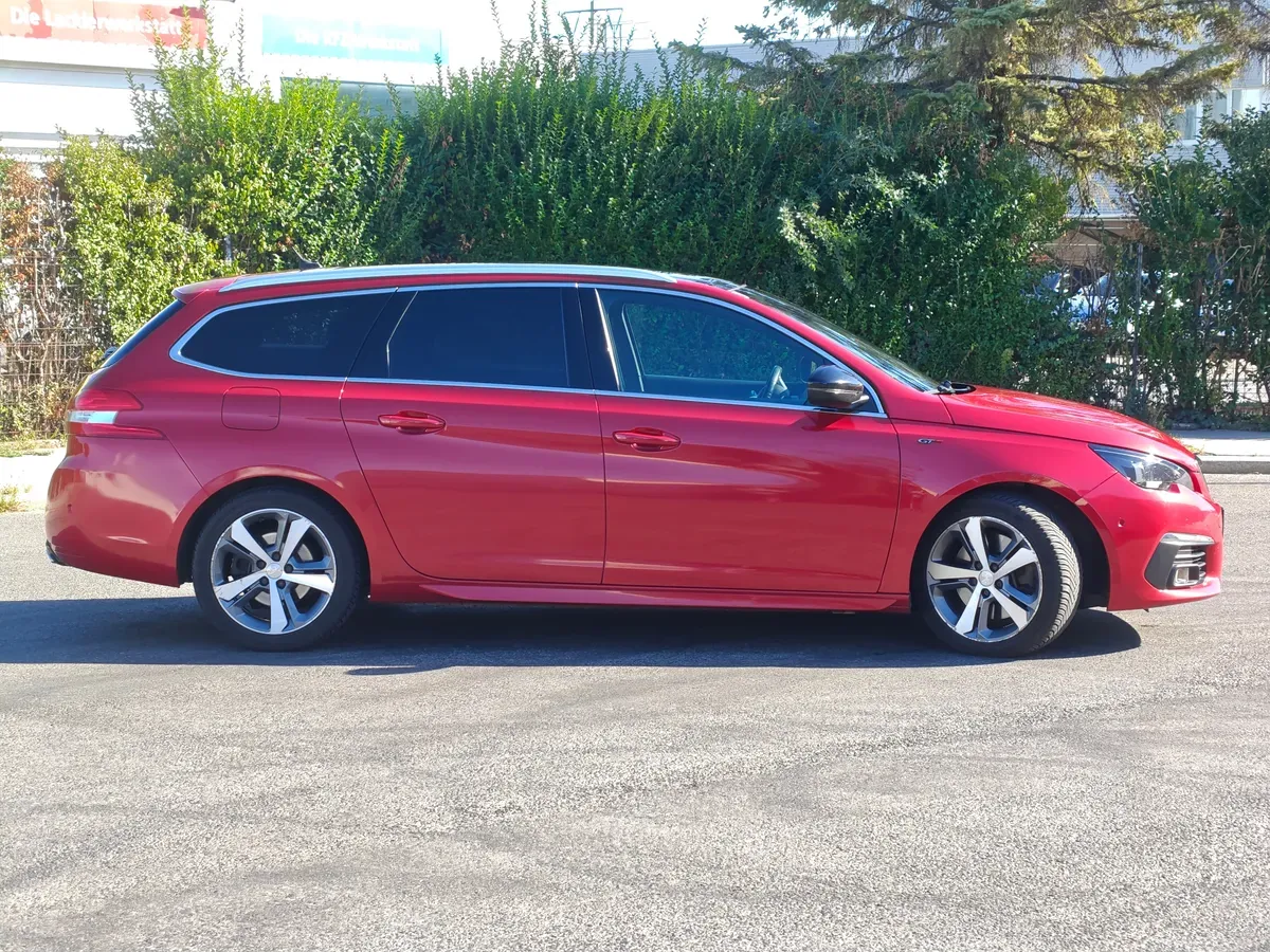 Peugeot 308 2017 photo 3