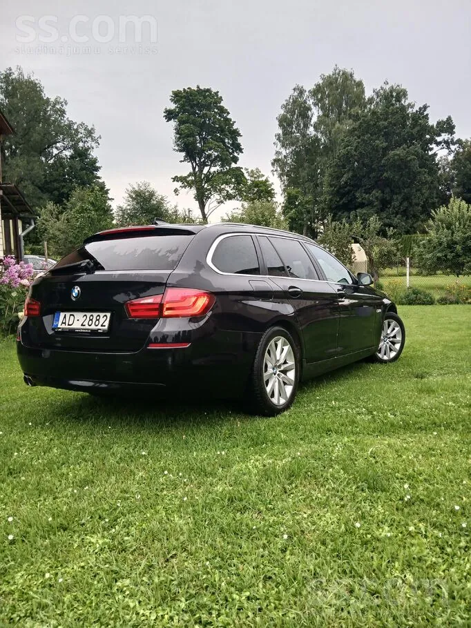 BMW 520D 2011 photo 2