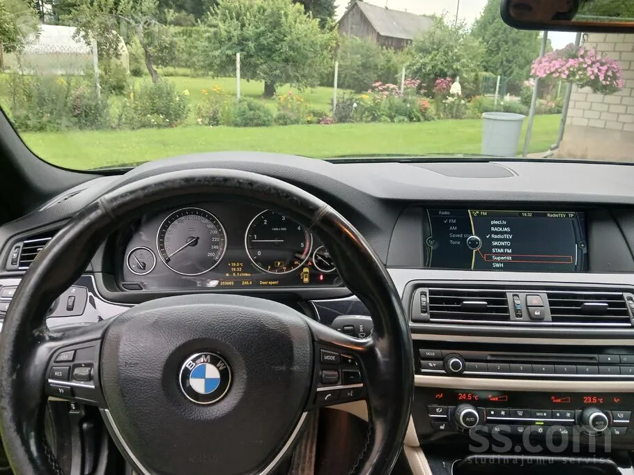 BMW 520D 2011 photo 4