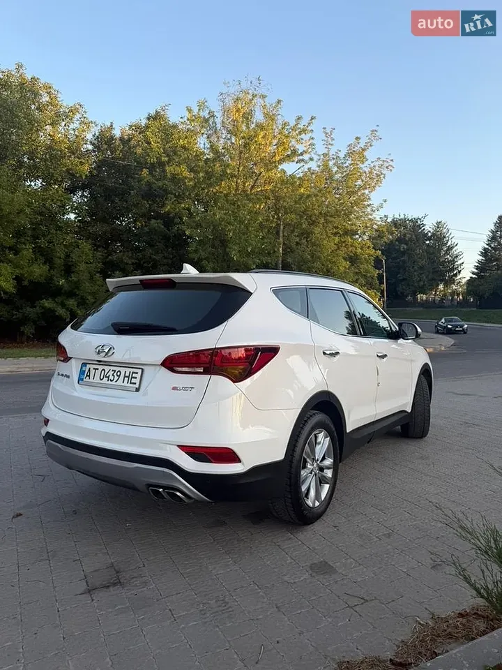 Hyundai Santa Fe 2015 photo 3