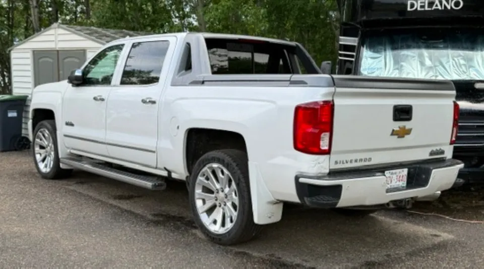 Chevrolet Silverado 1500 2018 photo 2