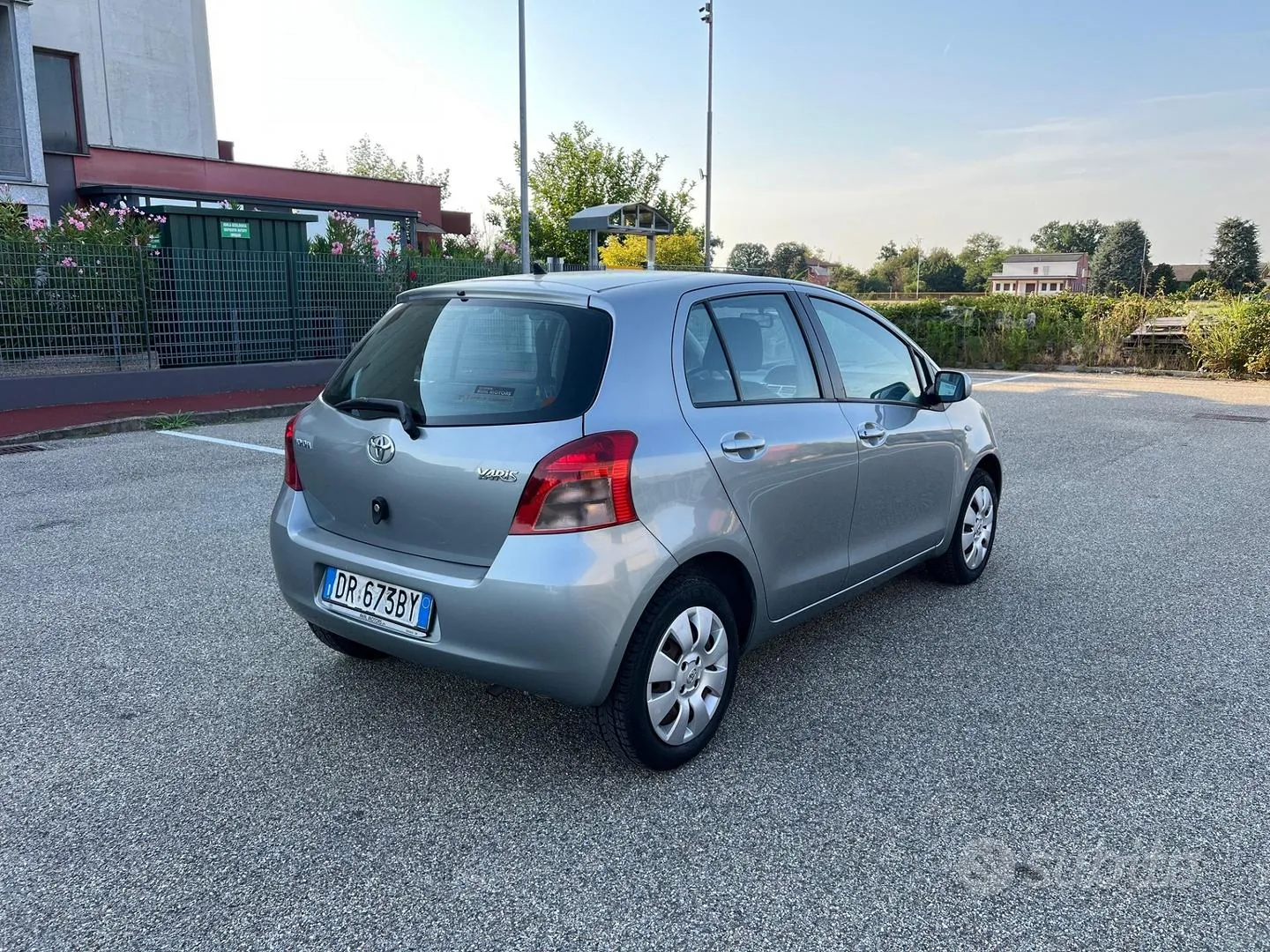 Toyota Yaris 2008 photo 4