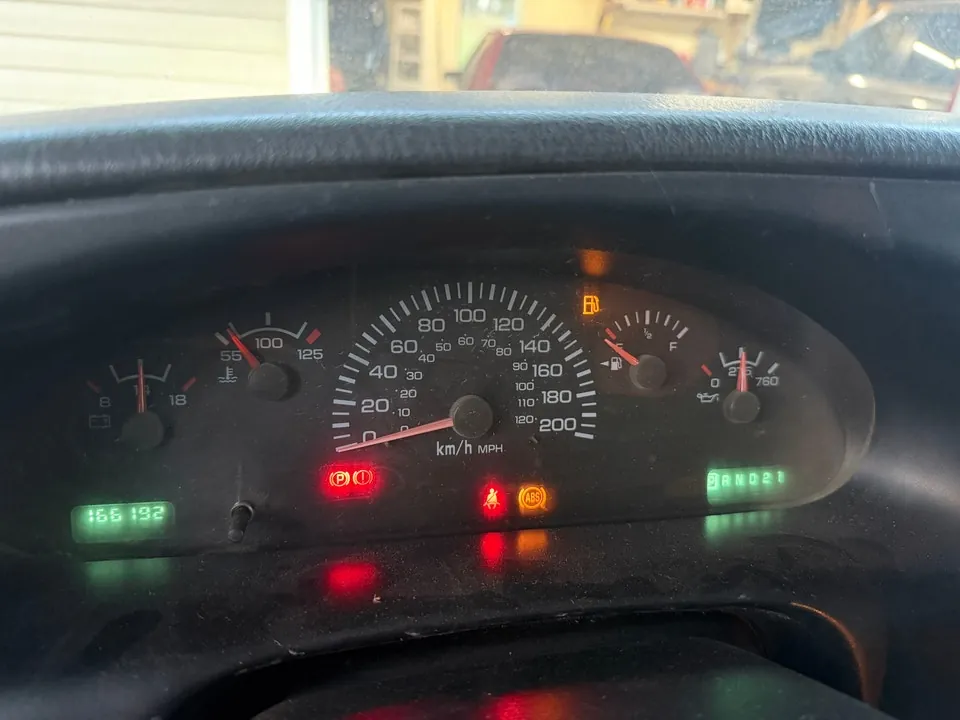 Dodge Ram Van 1998 photo 5
