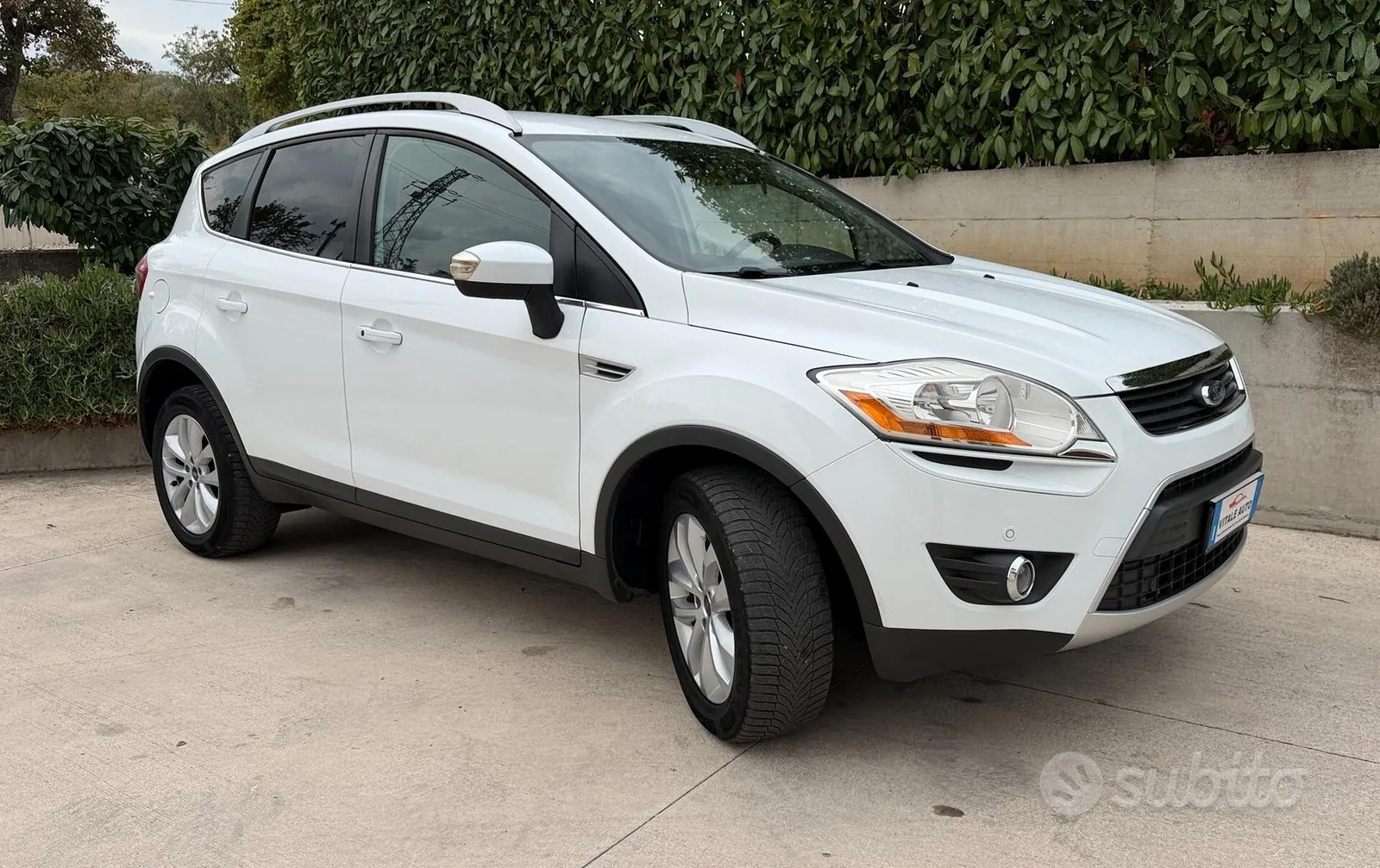 Ford Kuga 2012 photo 4