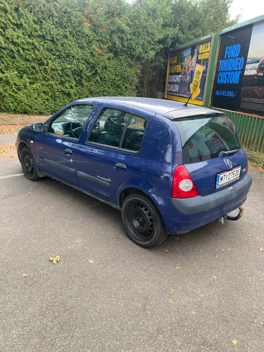 Renault Clio 2003 photo 2