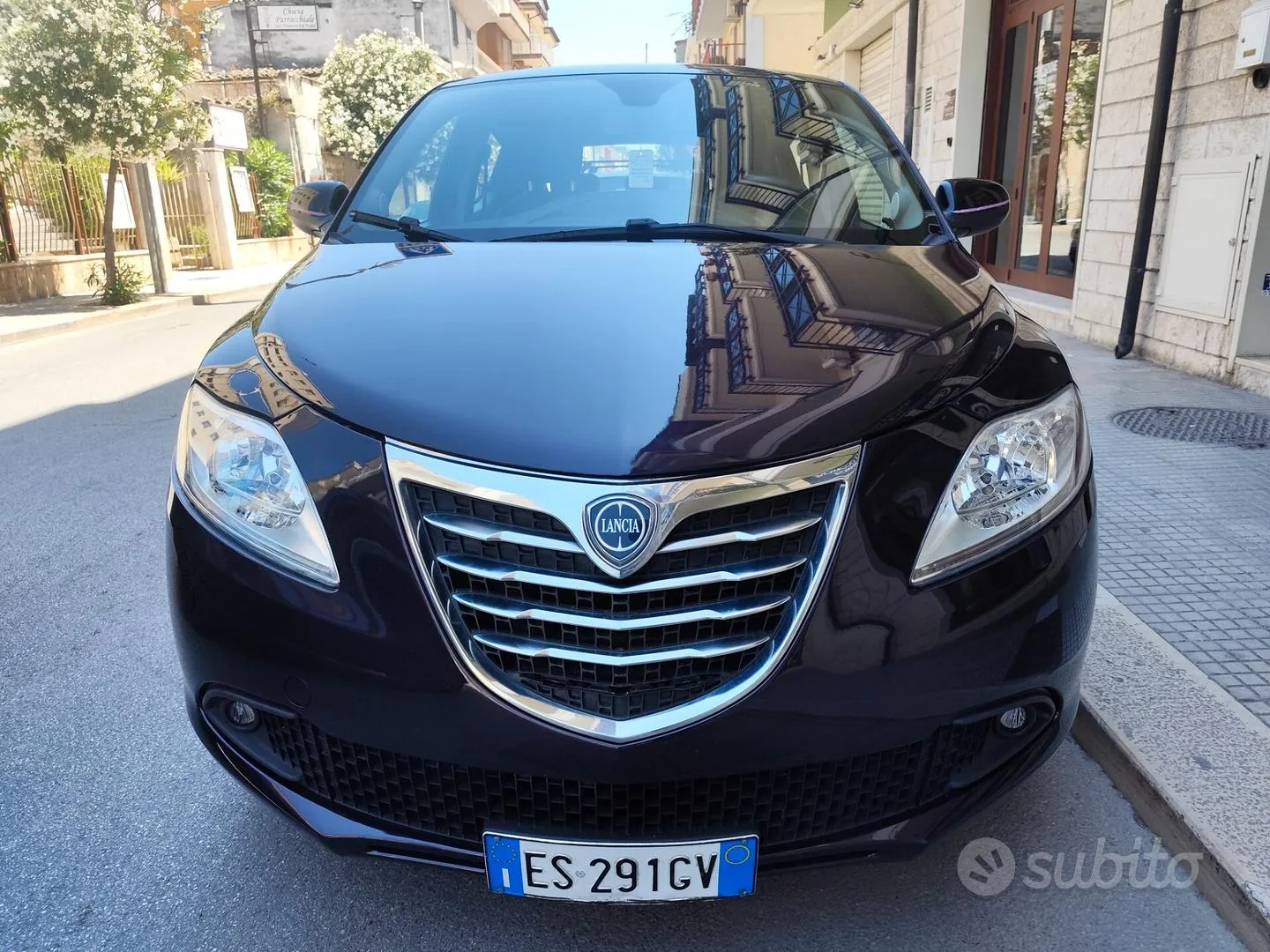 Lancia Ypsilon 2013 photo 2