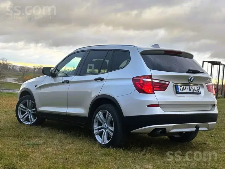 BMW X3 2011 photo 3