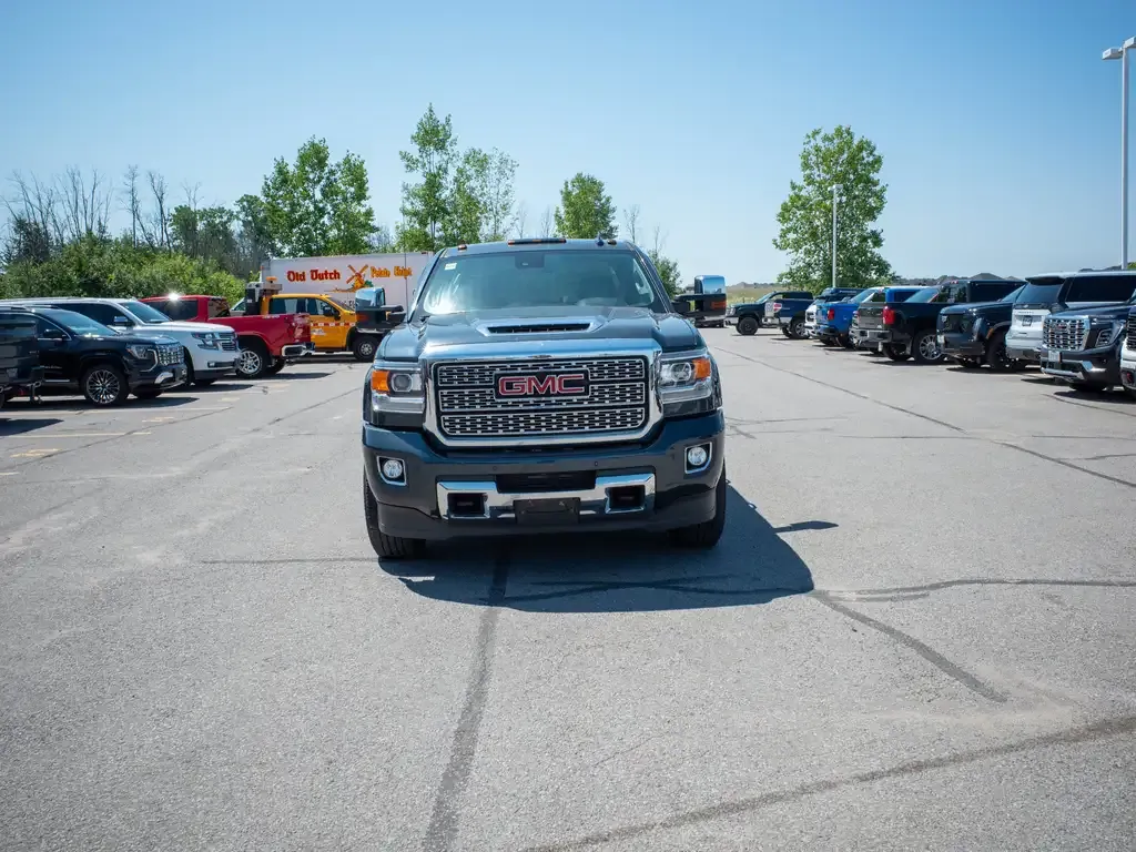 GMC Sierra 2500Hd 2018 photo 3