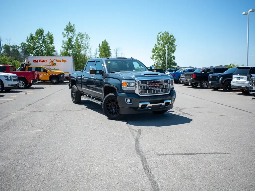 GMC Sierra 2500Hd 2018 photo 2