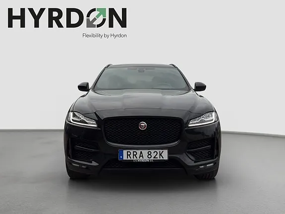 Jaguar F-Pace 2018 photo 2