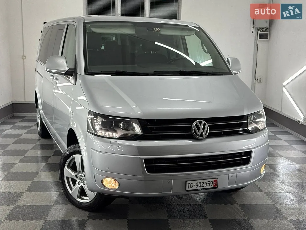 Volkswagen Multivan 2014 photo 5