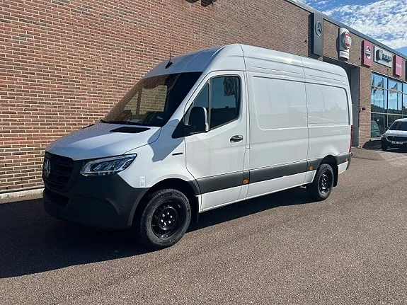 Mercedes-Benz Sprinter 208