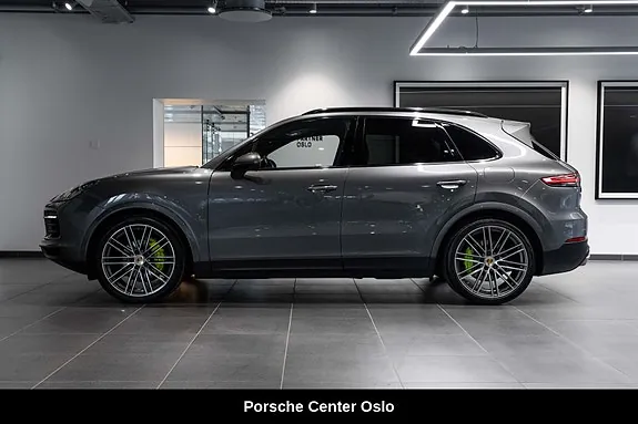 Porsche Cayenne 2019 photo 2
