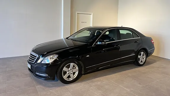 Mercedes-Benz Andre 2011 photo 2