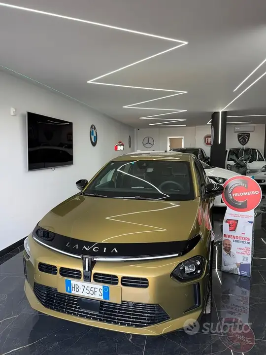 Lancia Ypsilon