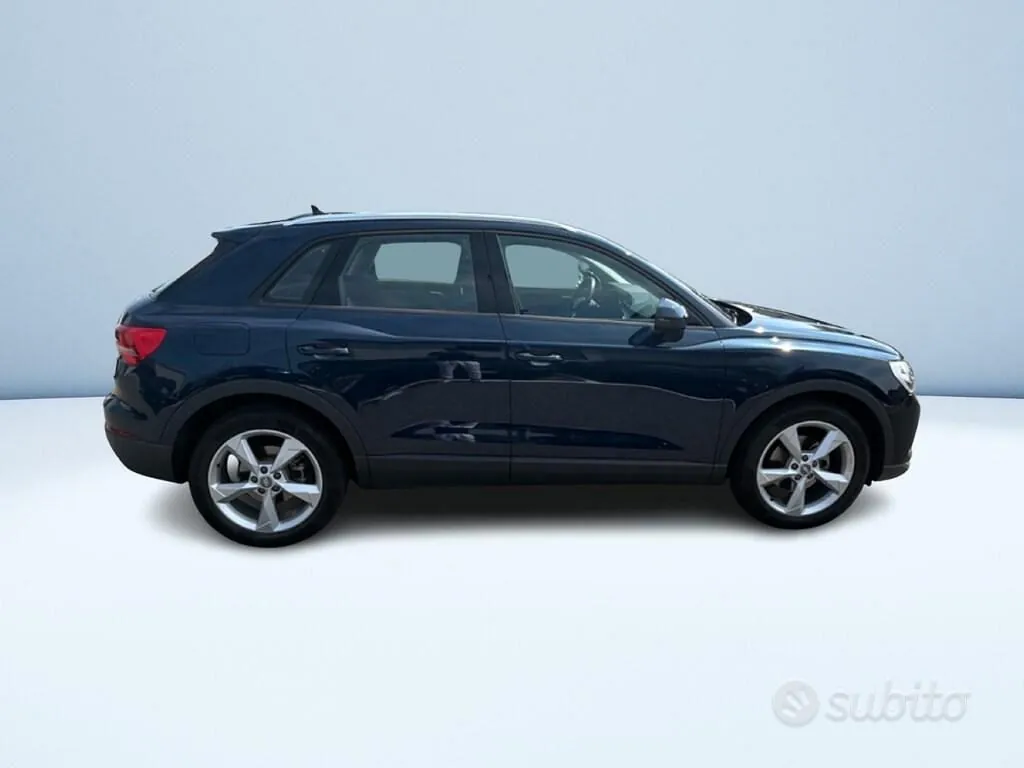 Audi Q3 2019 photo 3