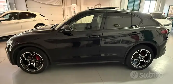 Alfa Romeo Stelvio 2022 photo 2