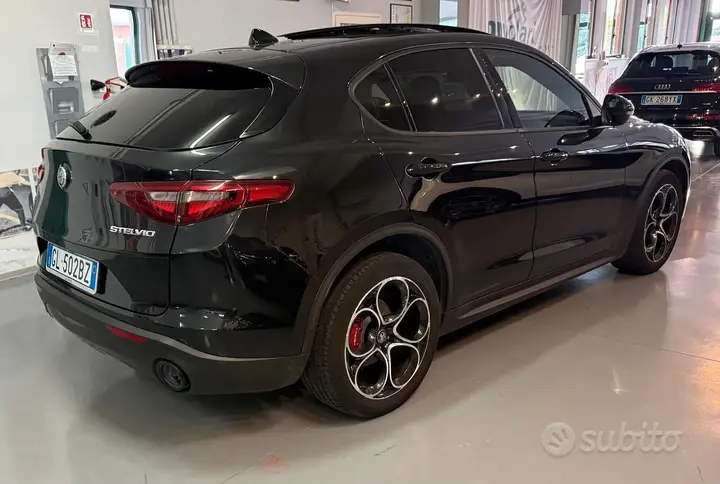 Alfa Romeo Stelvio 2022 photo 5