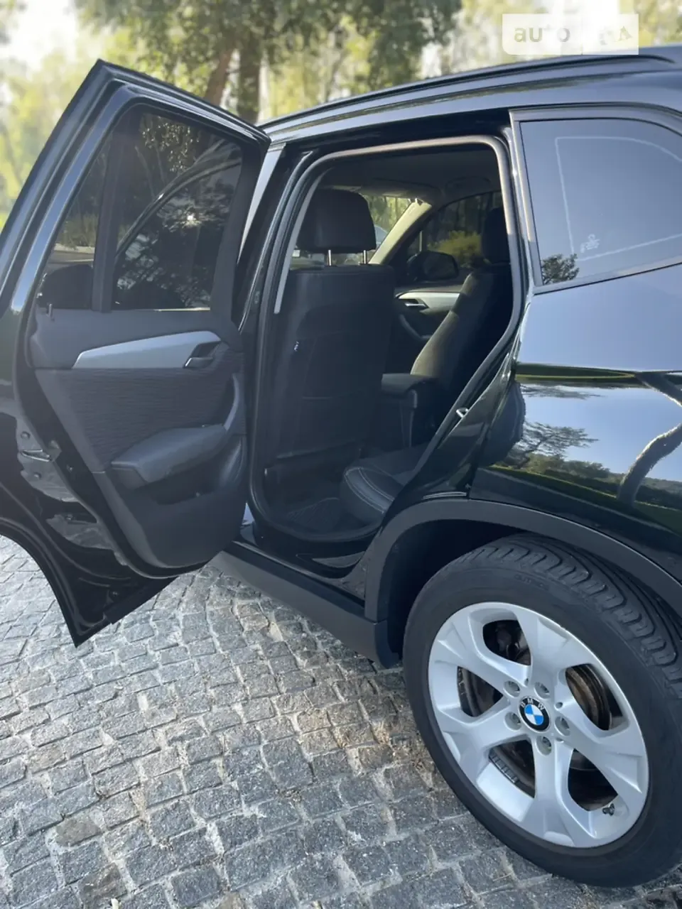 BMW X1 2015 photo 2