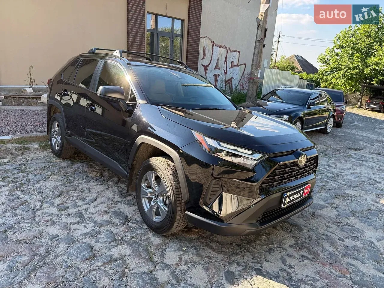 Toyota Rav4 2025 photo 3