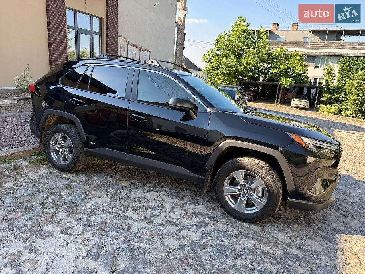 Toyota Rav4 2025 photo 4