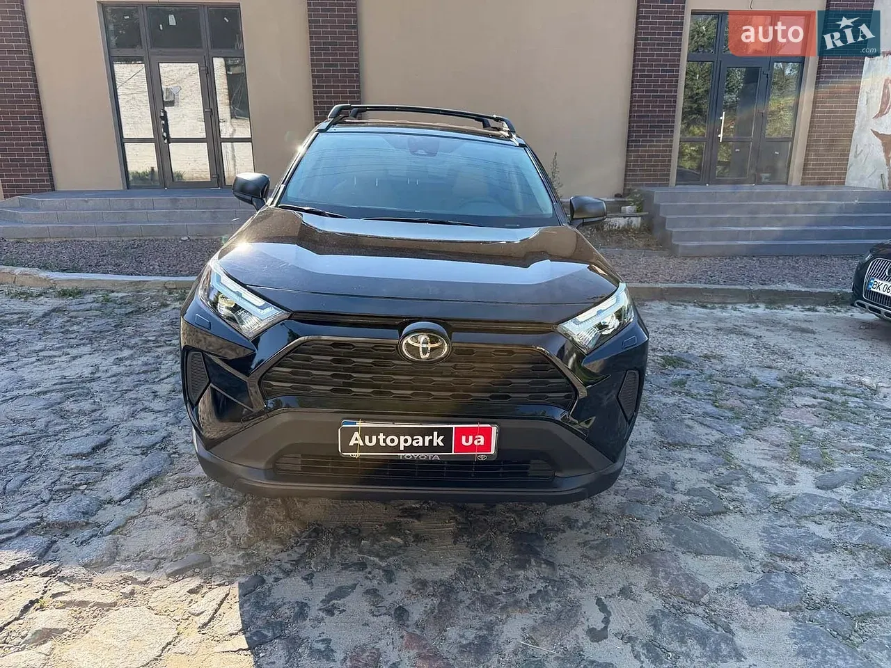 Toyota Rav4 2025 photo 2