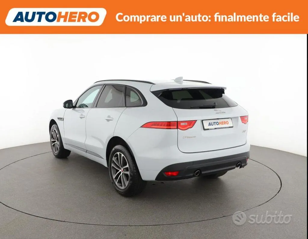 Jaguar F-Pace 2017 photo 4