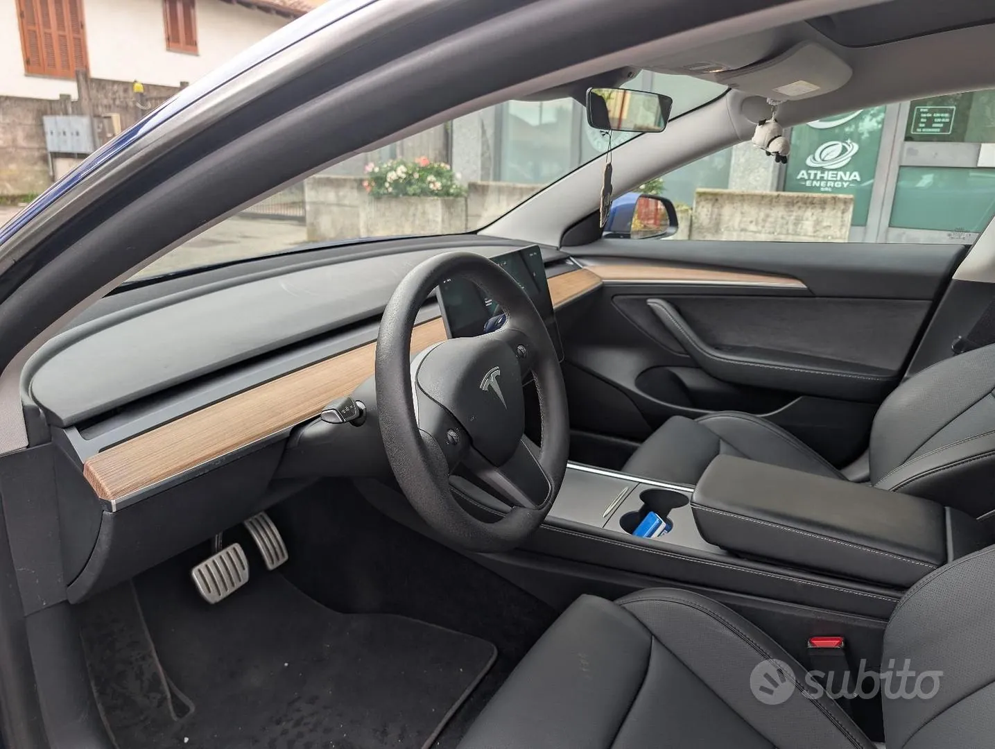Tesla Model 3 2023 photo 5