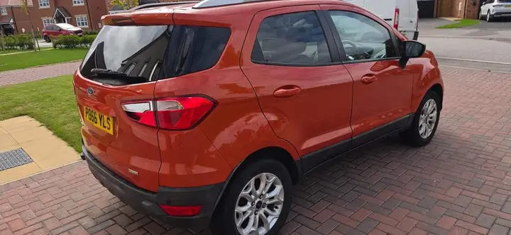 Ford Ecosport 2016 photo 3