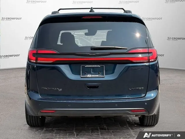 Chrysler Pacifica 2025 photo 4