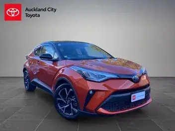 Toyota C-Hr 2020 photo 2