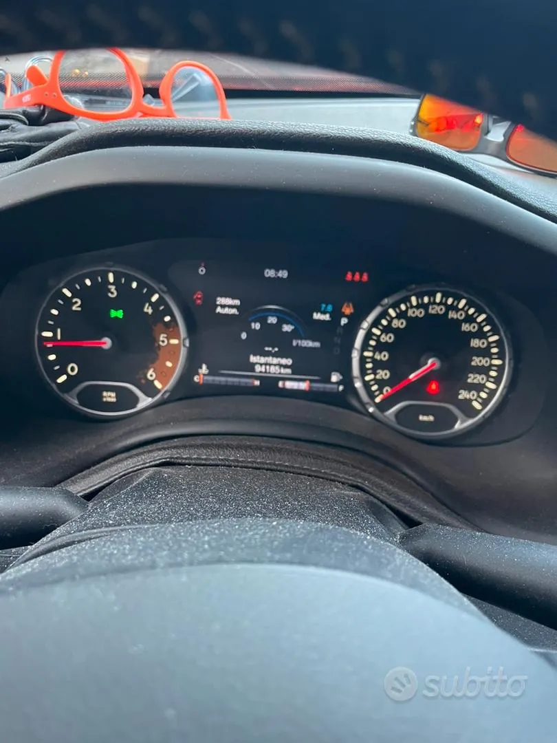 Jeep Renegade 2016 photo 4