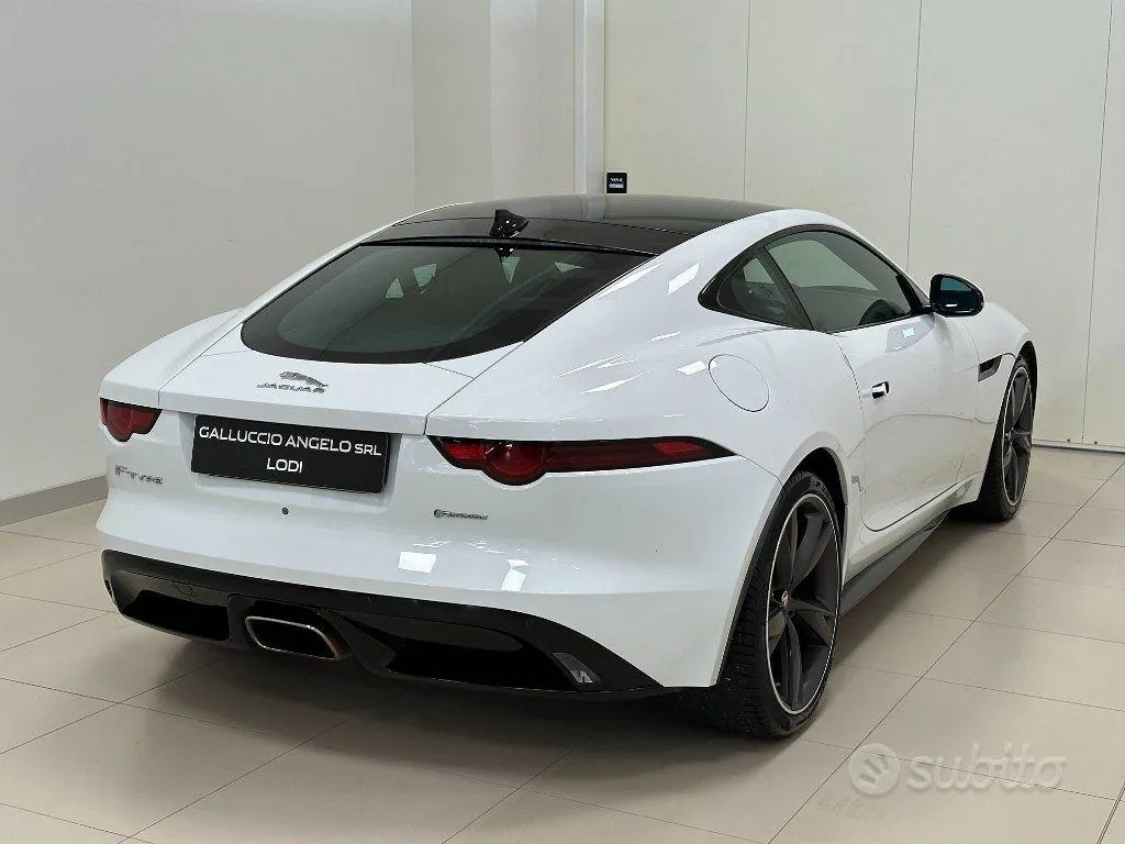 Jaguar F-Type 2017 photo 2