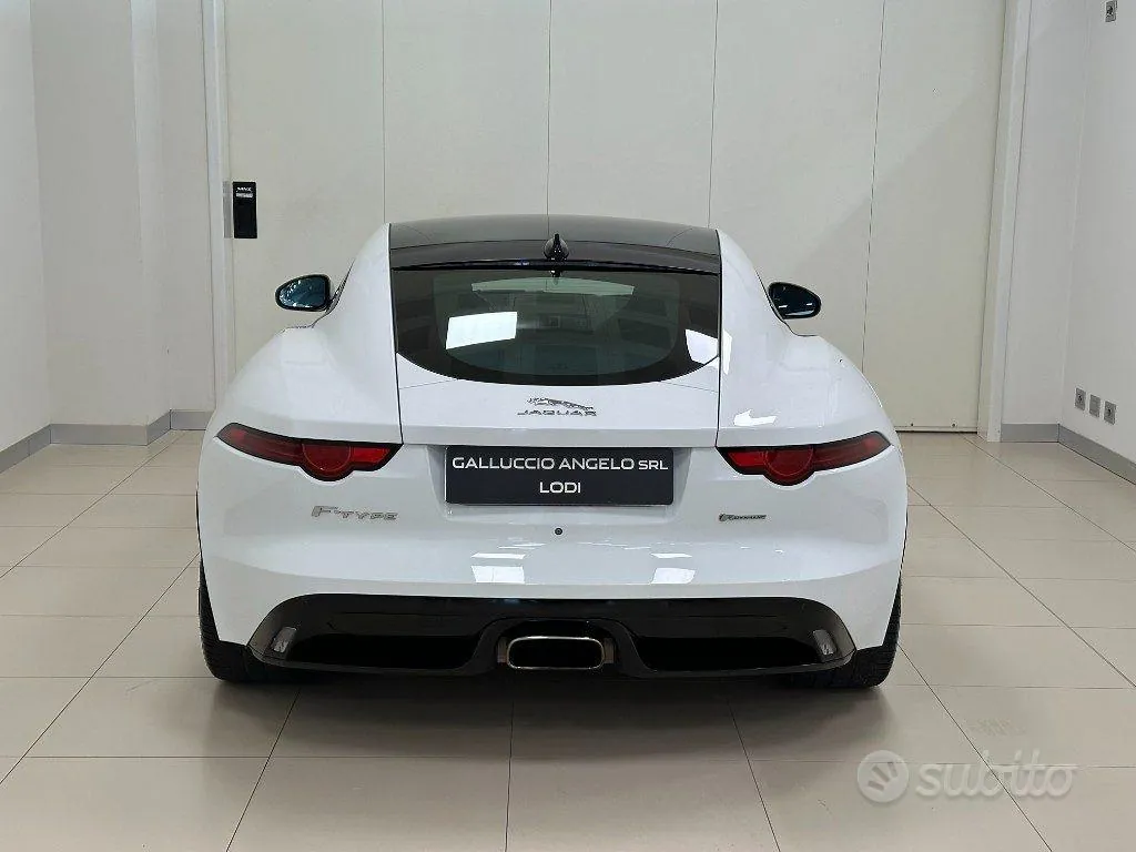 Jaguar F-Type 2017 photo 4